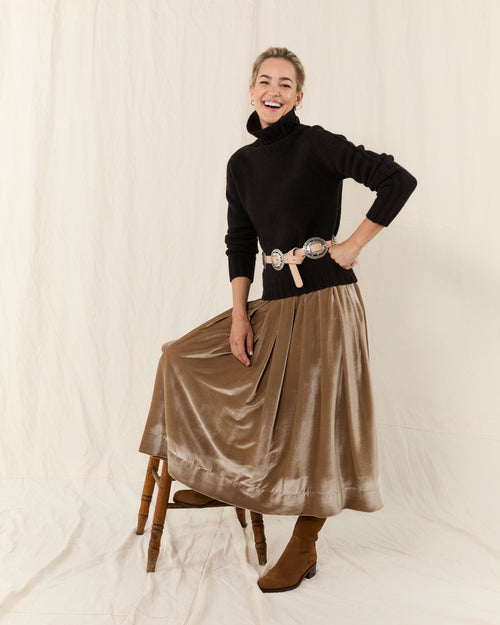MOLOH Neck Dark Chocolate