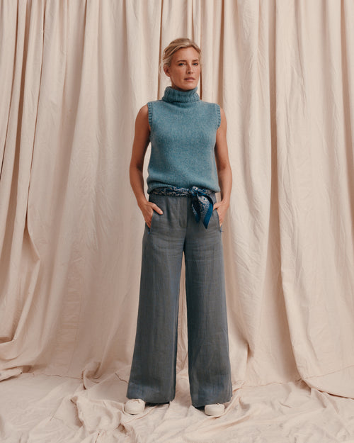 MOLOH Neck Sleeveless Oribe