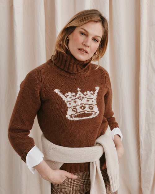 The Crown MOLOH Neck Hazelnut