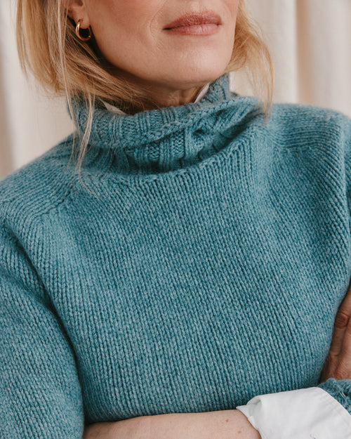 MOLOH Neck Steel Teal