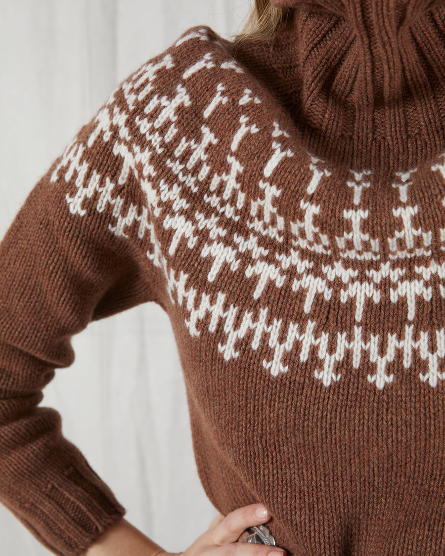 MOLOH Neck Fair Isle Hazelnut